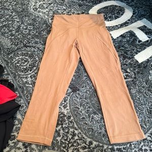 Lululemon, 21” size 6